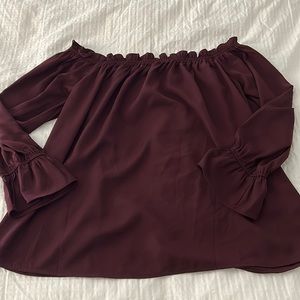 Strapless blouse with puffy sleeves
